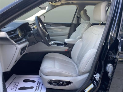 2022 Jeep Grand Cherokee Overland