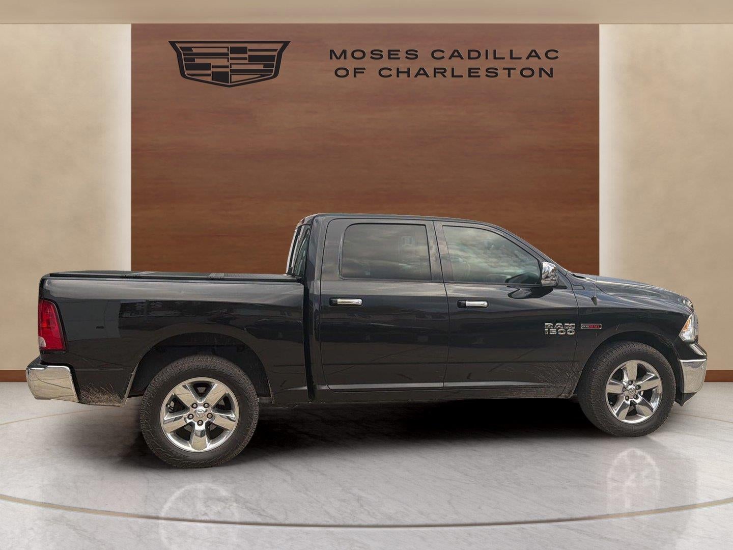 2017 RAM 1500 Big Horn Crew Cab 4x4 5'7" Box
