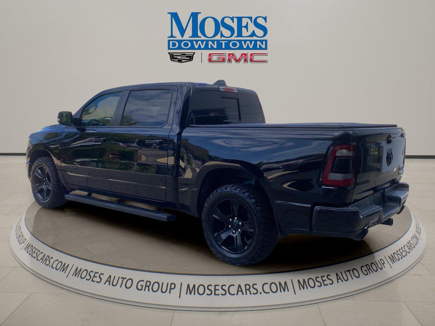 2021 RAM 1500 Big Horn Crew Cab 4x4 5'7" Box