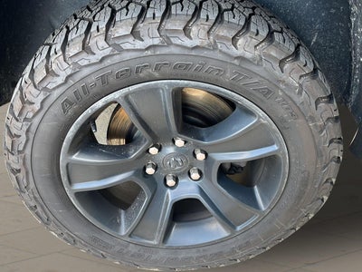2021 RAM 1500 Big Horn Crew Cab 4x4 5'7" Box
