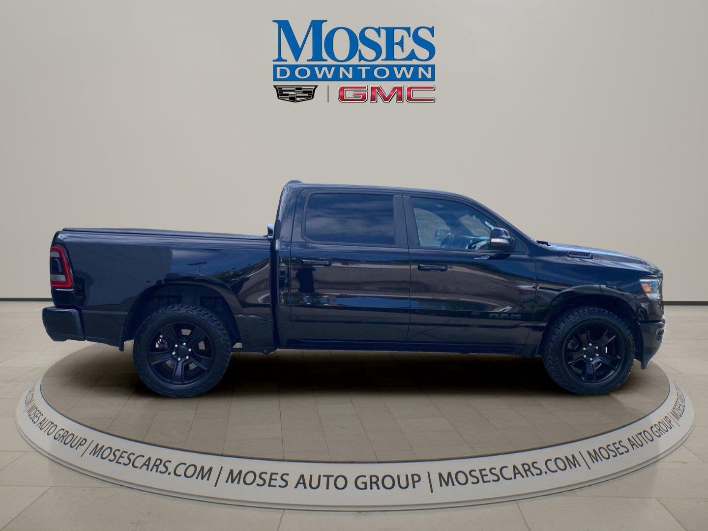 2021 RAM 1500 Big Horn Crew Cab 4x4 5'7" Box