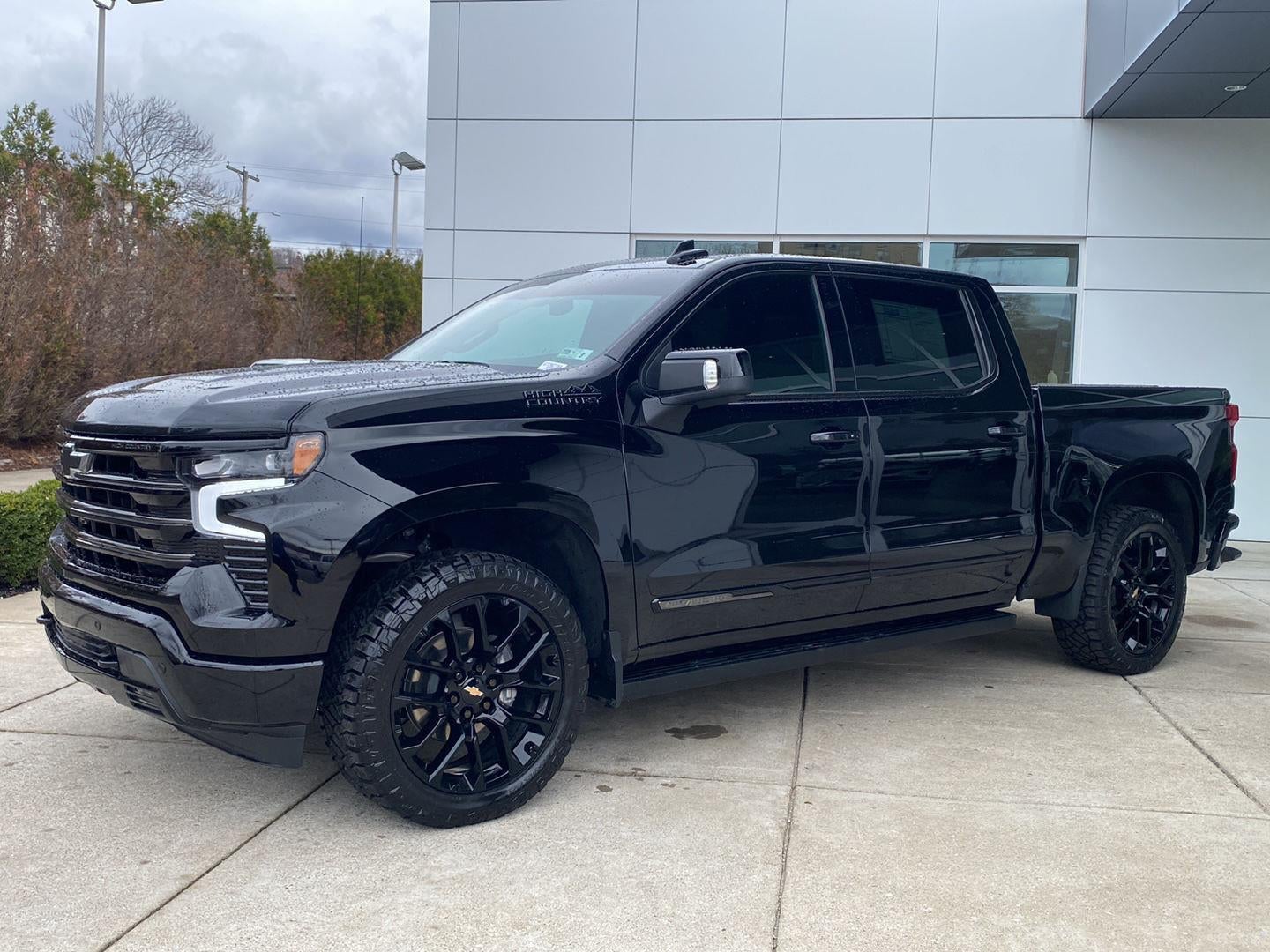 2025 Chevrolet Silverado 1500 High Country