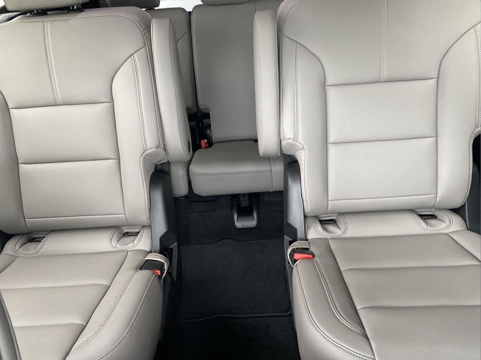 2027 GMC Acadia Elevation - Photo 15