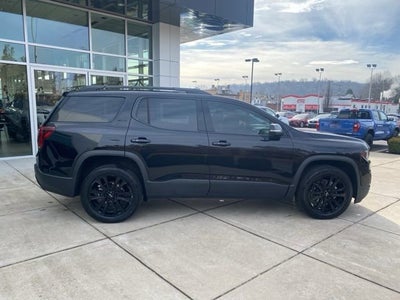 2022 GMC Acadia SLT