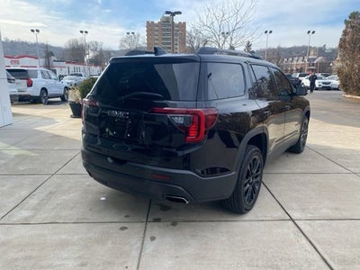 2022 GMC Acadia SLT