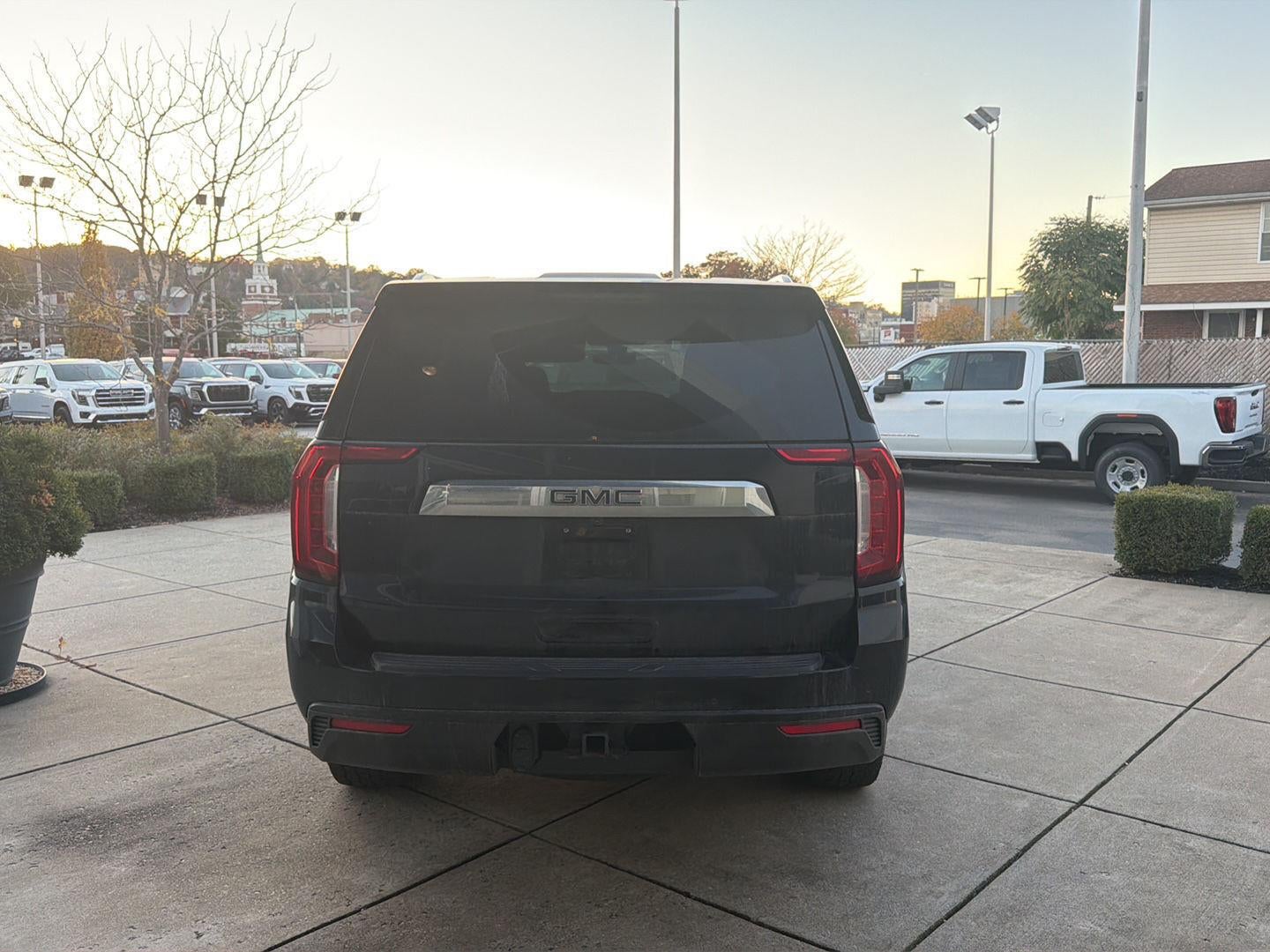 2022 GMC Yukon SLE