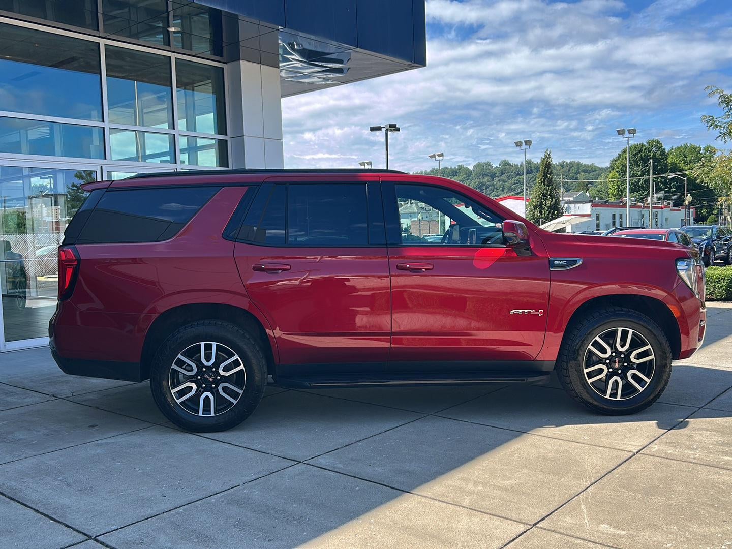 2024 GMC Yukon AT4