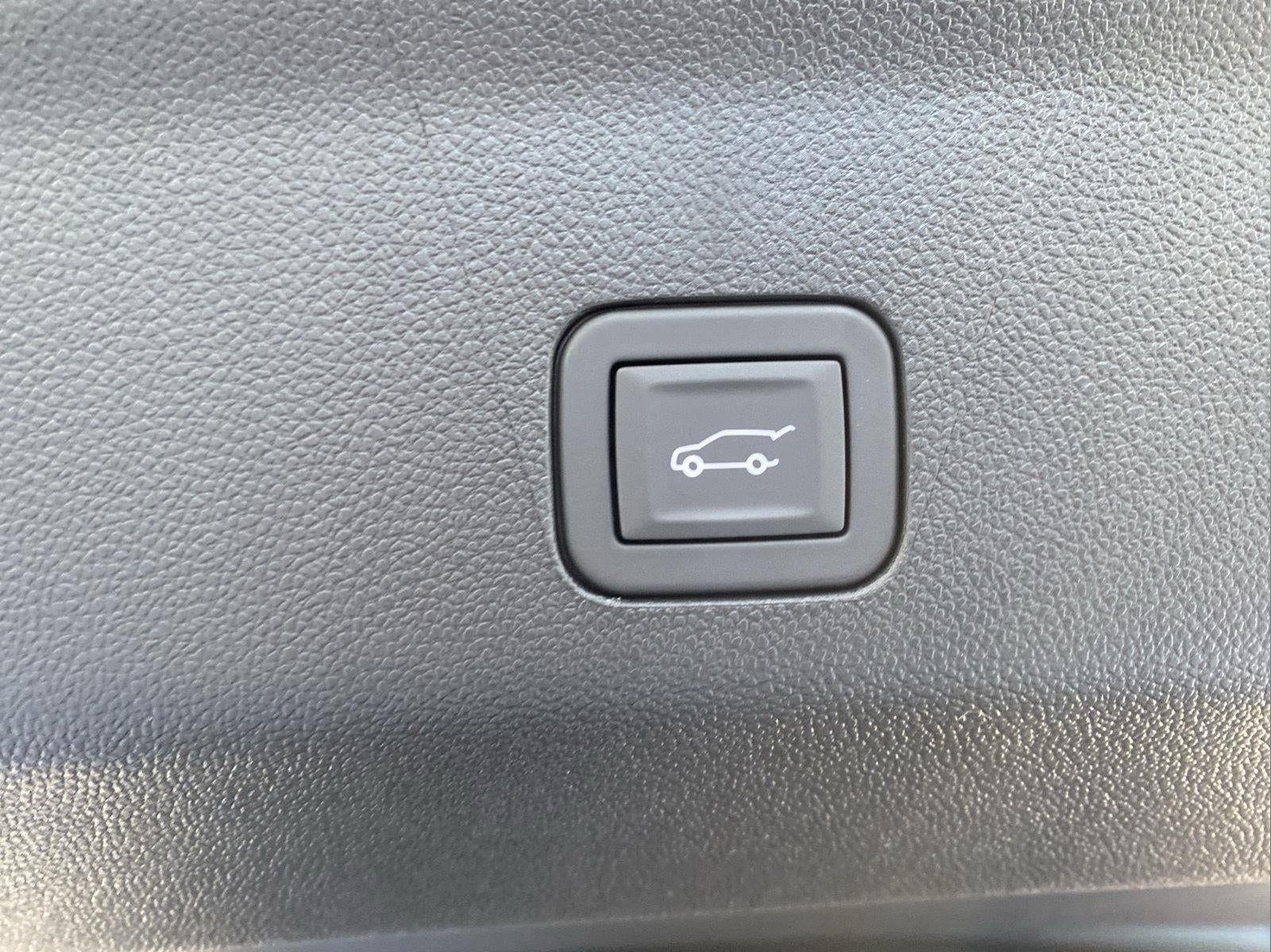 2027 GMC Yukon Denali Ultimate