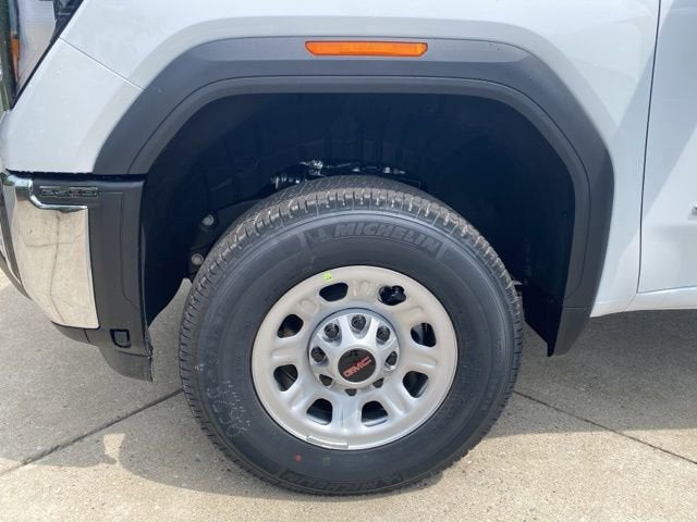 2025 GMC Sierra 2500 HD Pro