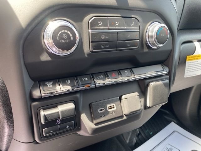 2025 GMC Sierra 2500 HD Pro