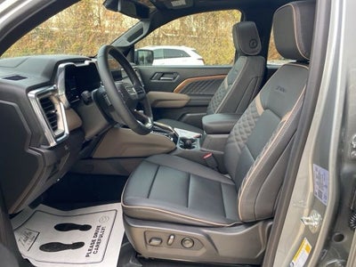 2025 GMC Canyon Denali