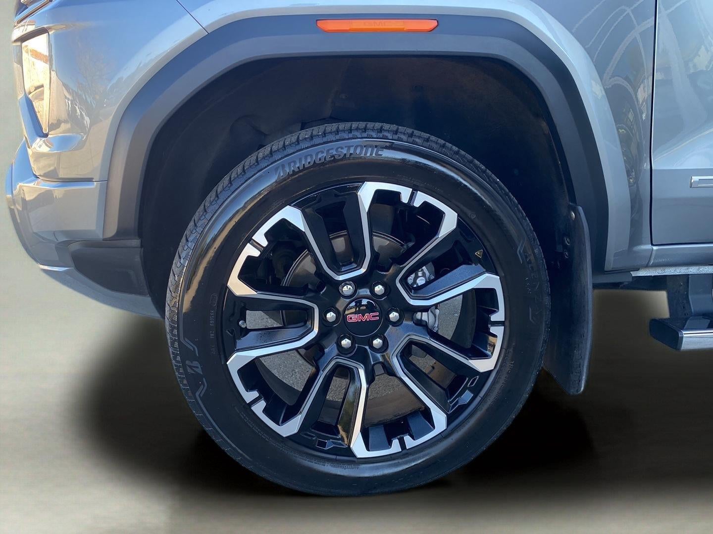2023 GMC Canyon 4WD Denali
