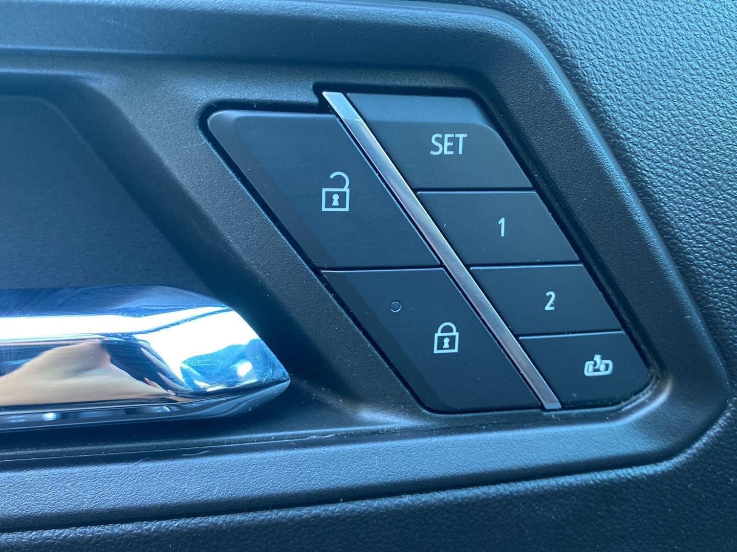 2023 GMC Canyon 4WD Denali