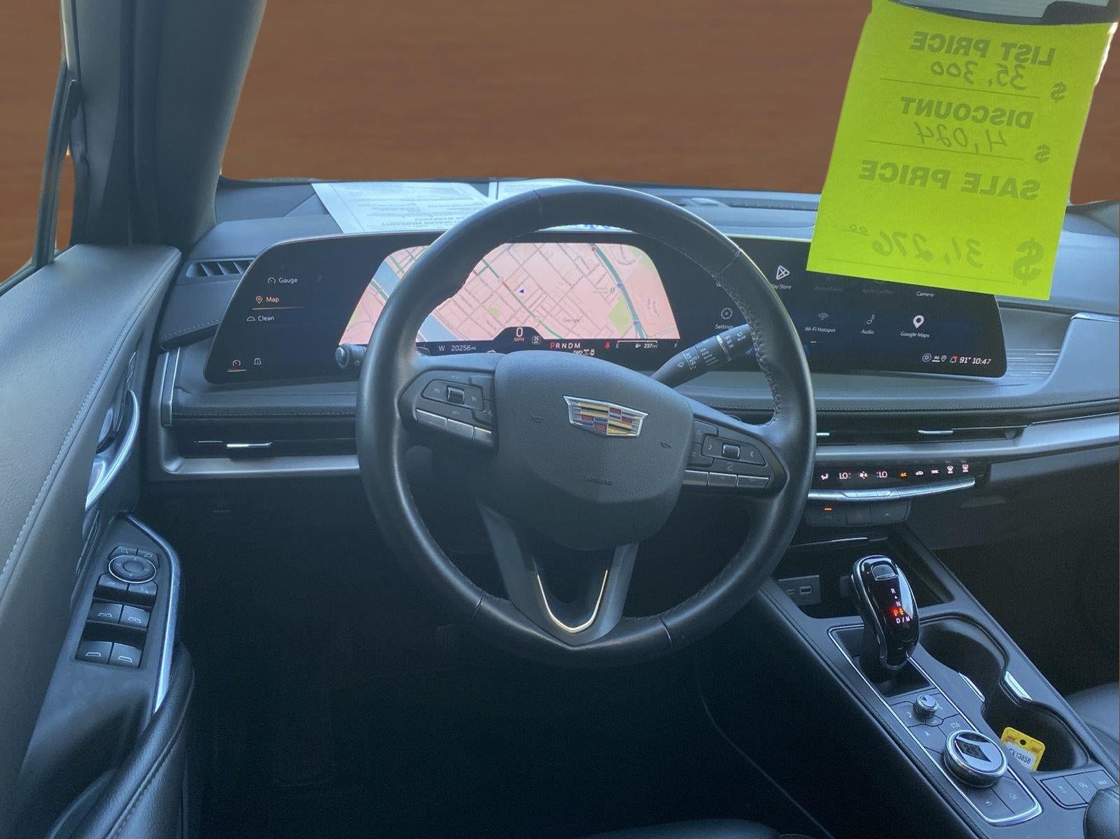 2025 Cadillac XT4 Premium Luxury