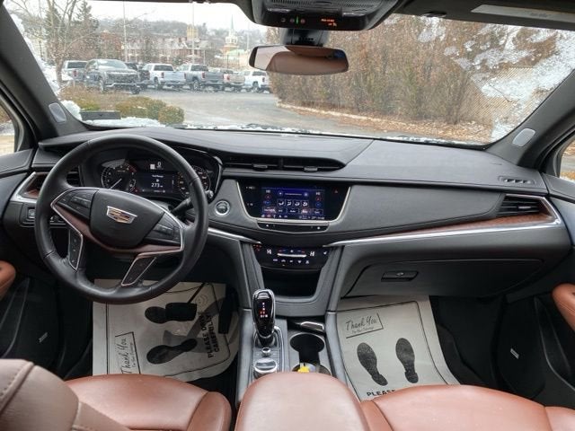 2023 Cadillac XT5 Premium Luxury