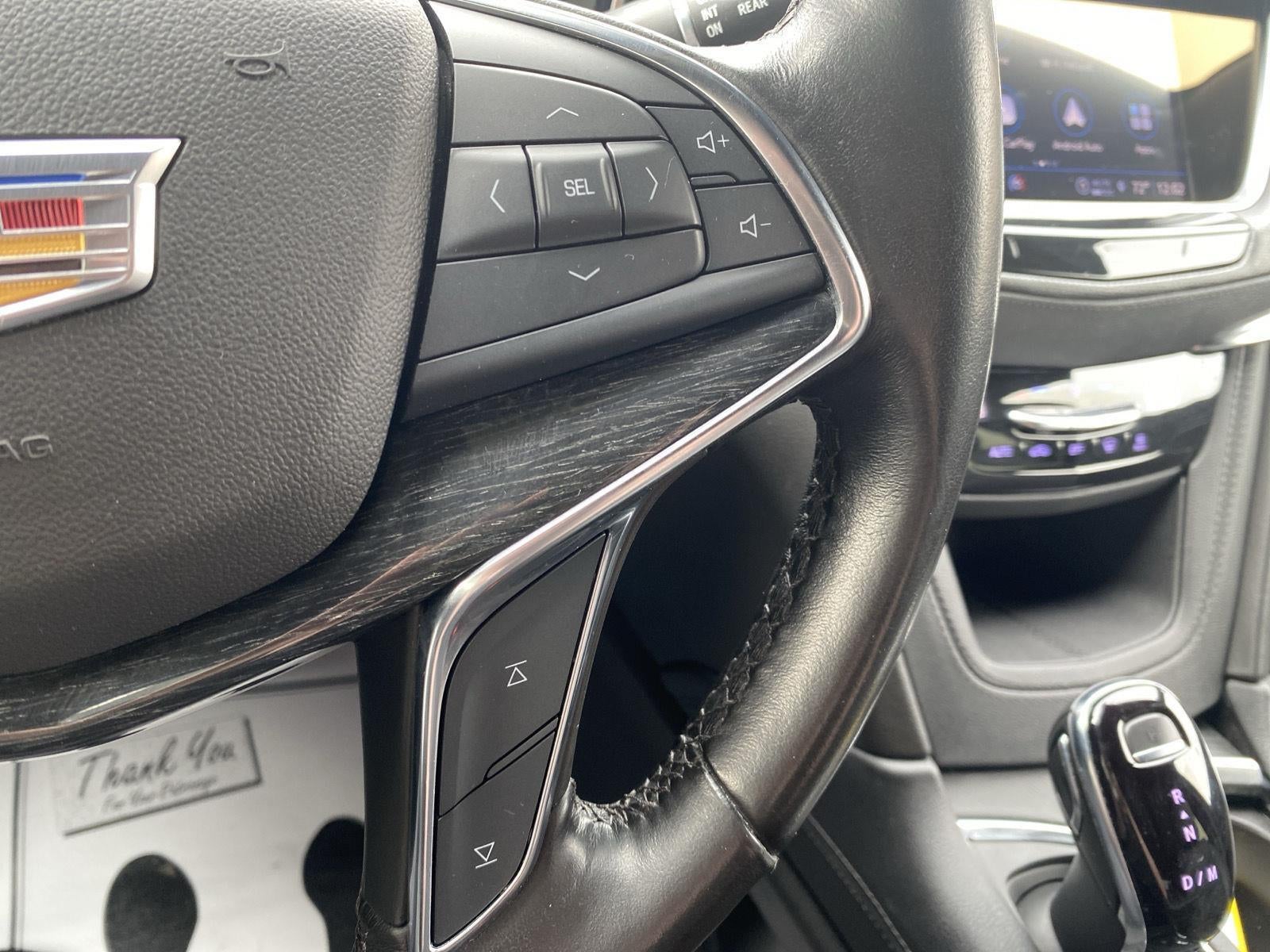 2022 Cadillac XT5 Premium Luxury