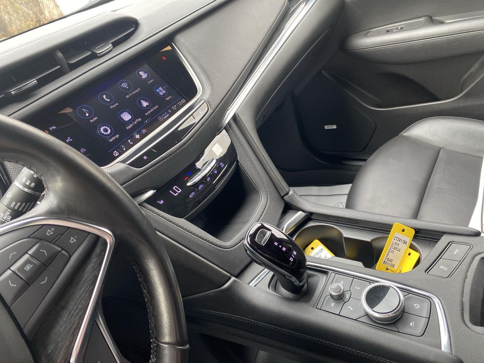 2022 Cadillac XT5 Premium Luxury