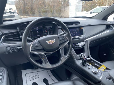 2022 Cadillac XT5 Premium Luxury