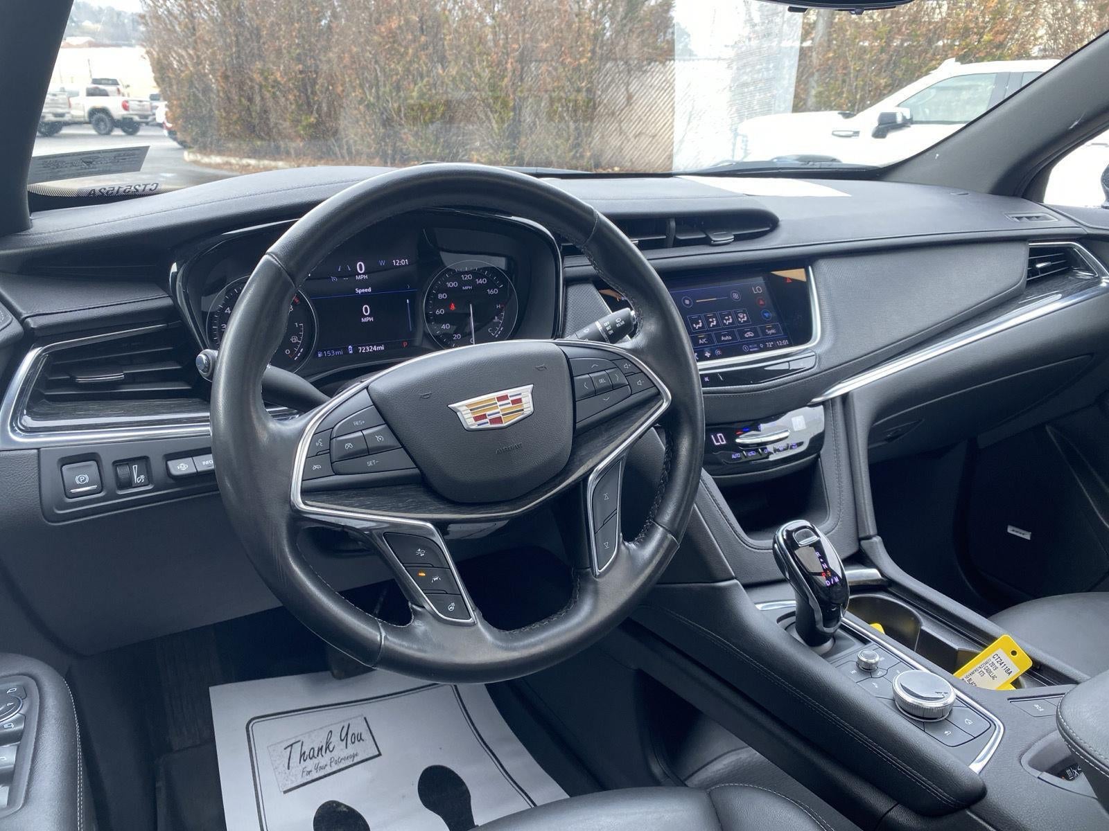 2022 Cadillac XT5 Premium Luxury