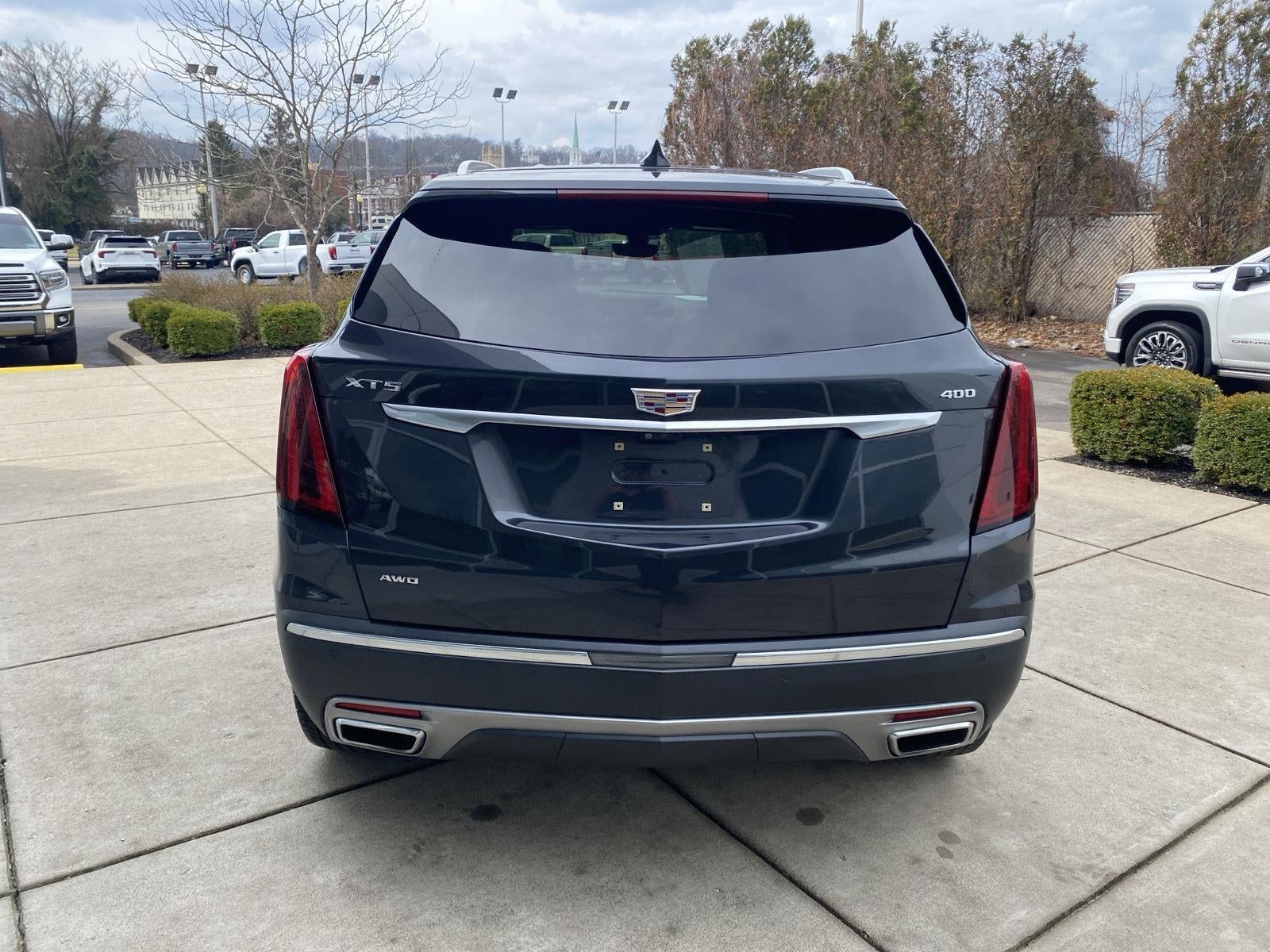 2022 Cadillac XT5 Premium Luxury