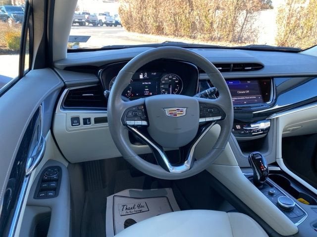 2024 Cadillac XT6 Premium Luxury