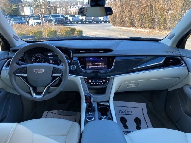 2024 Cadillac XT6 Premium Luxury