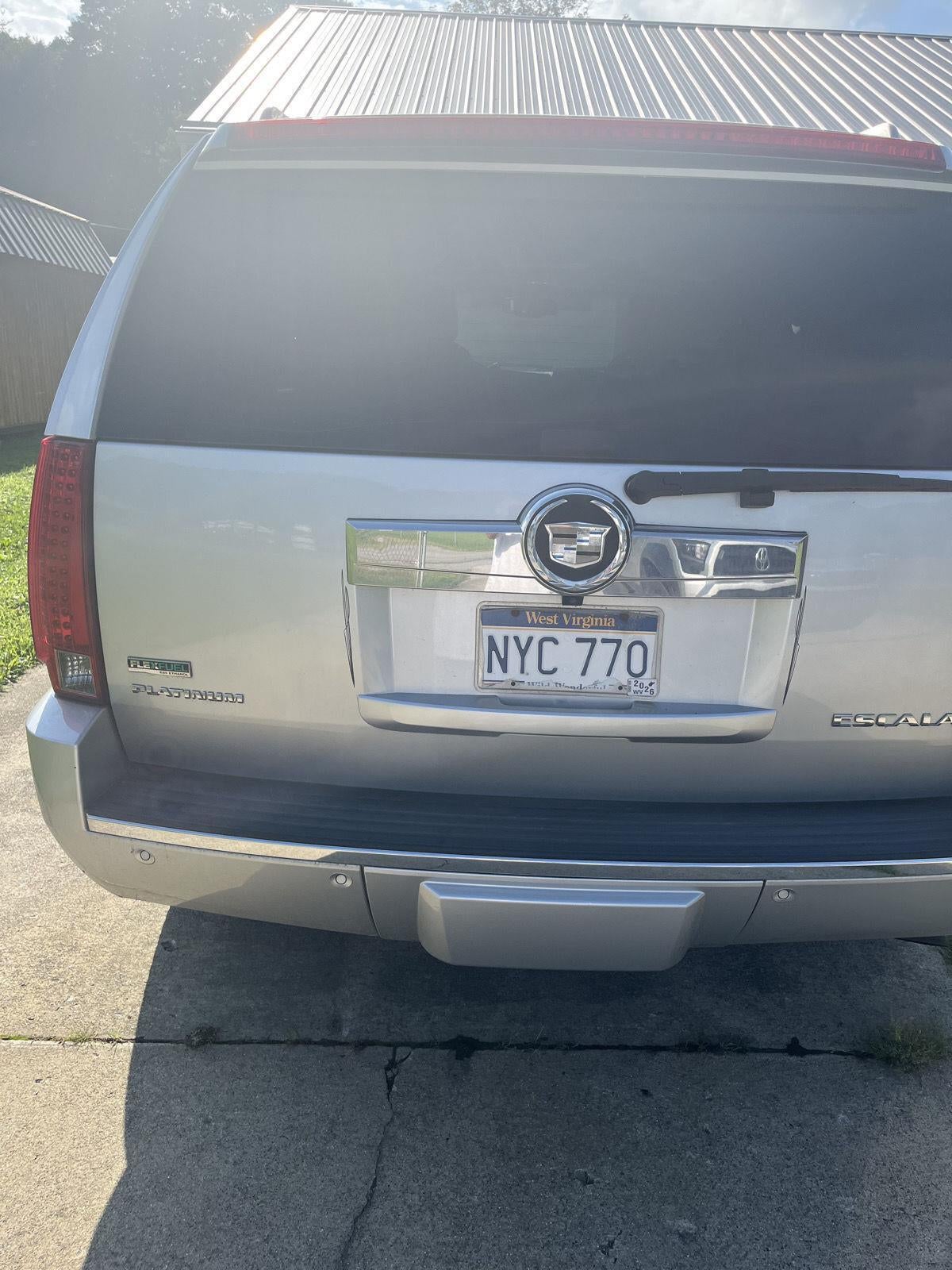 2012 Cadillac Escalade Platinum Edition