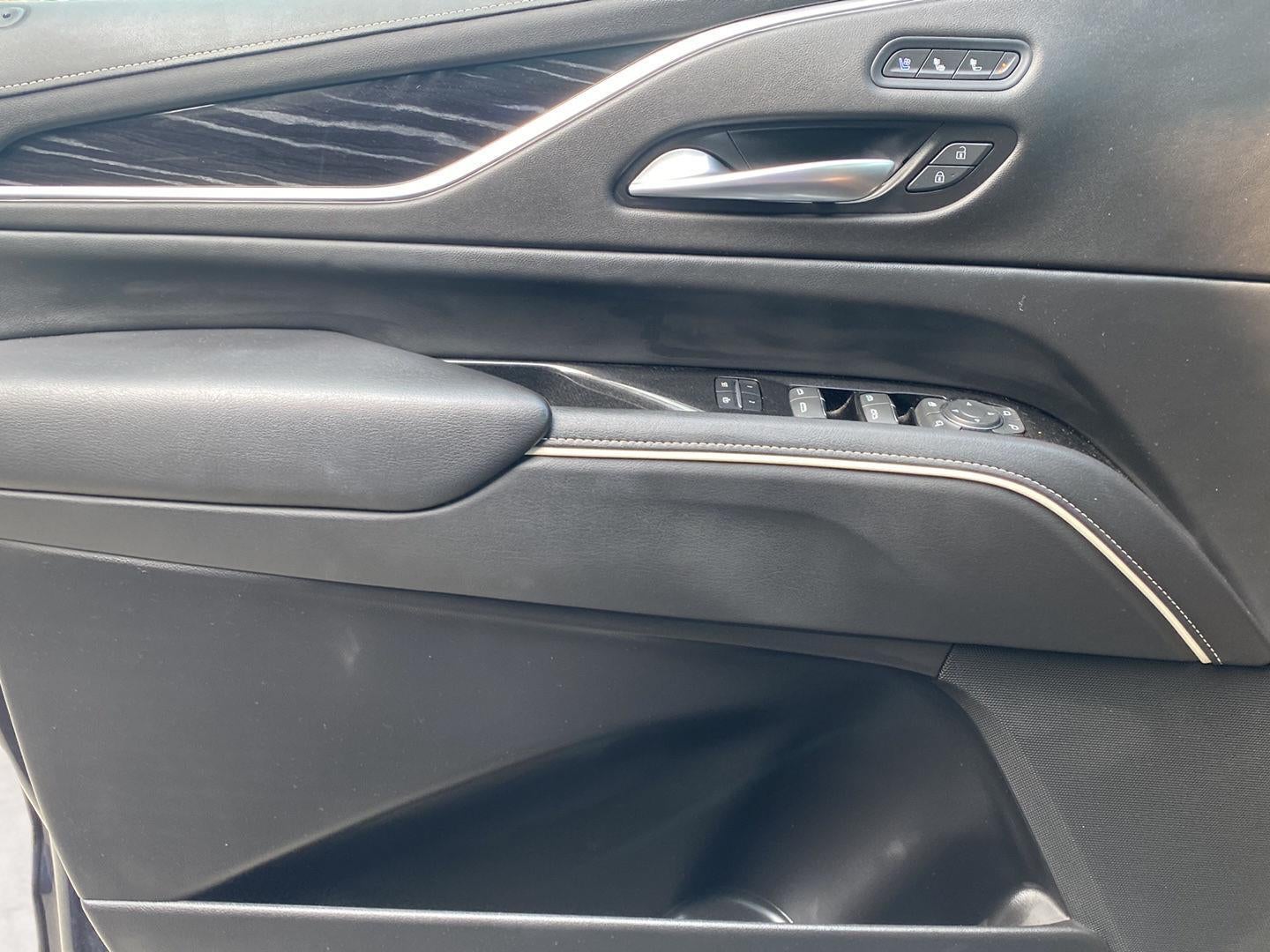 2023 Cadillac Escalade Sport
