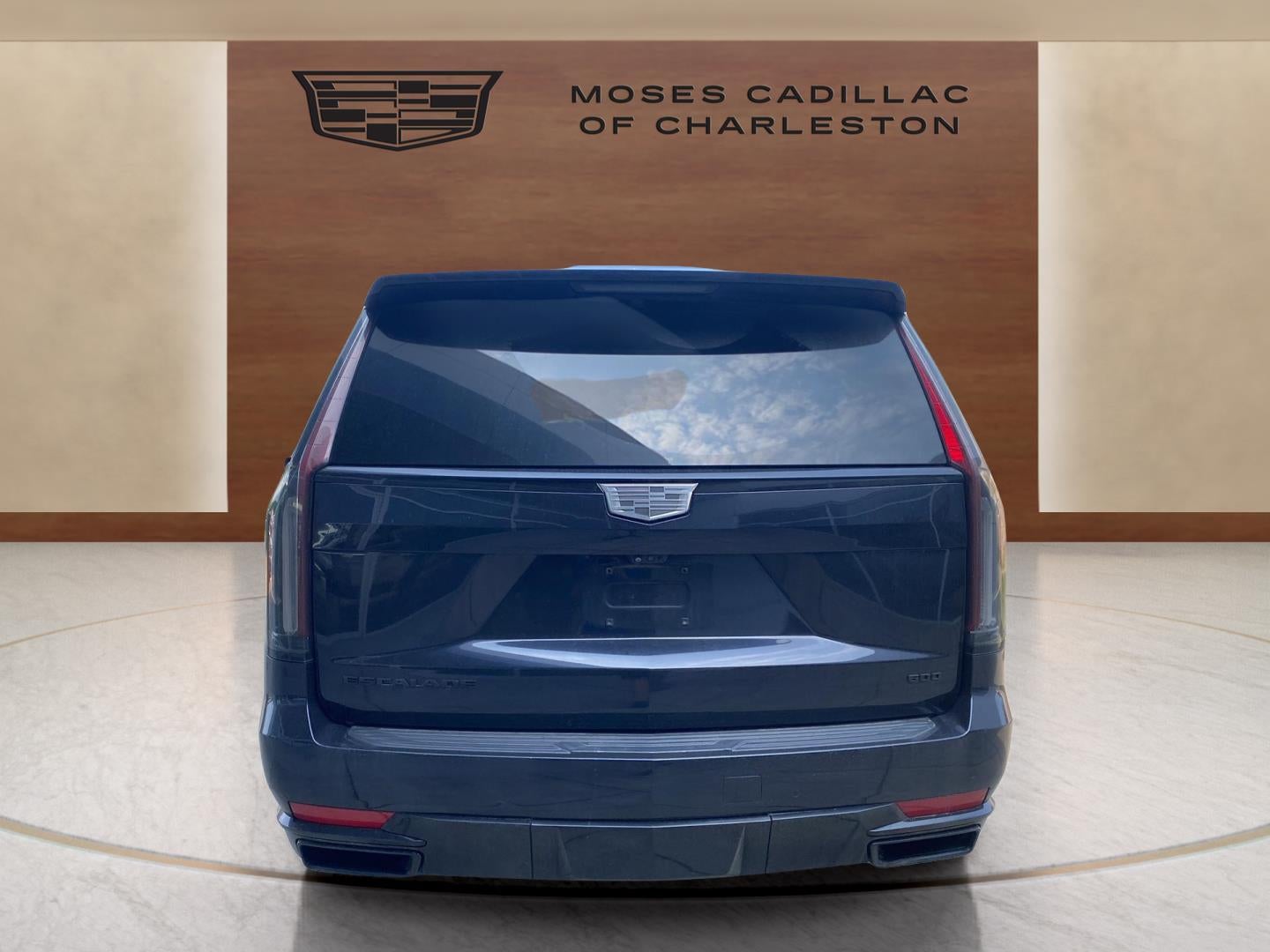 2023 Cadillac Escalade Sport