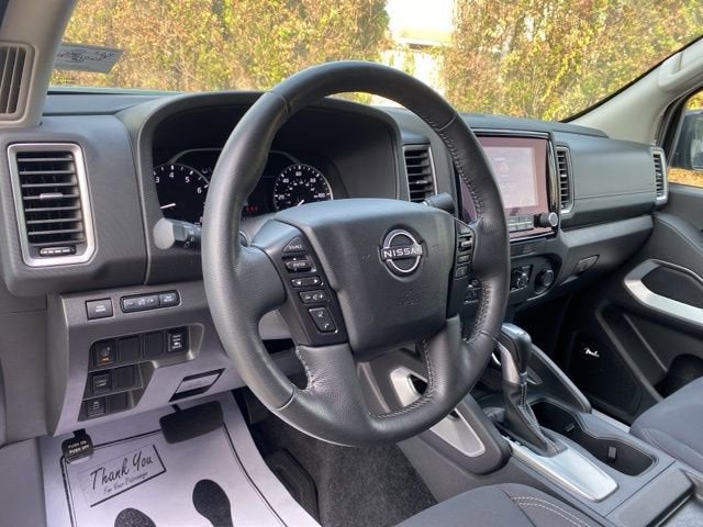 2024 Nissan Frontier SV