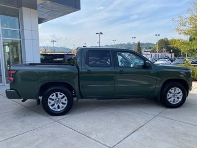 2024 Nissan Frontier SV