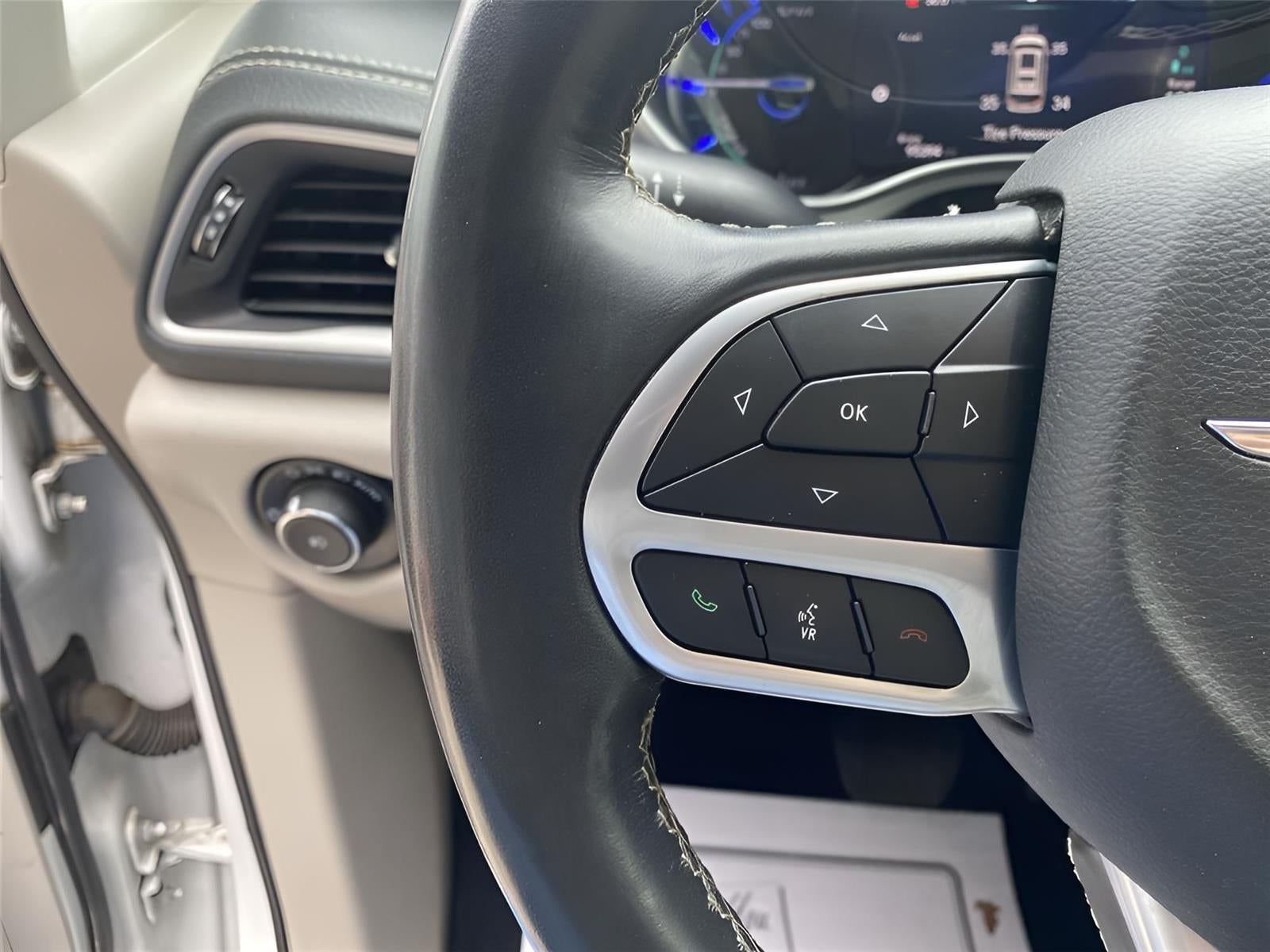 2021 Chrysler Pacifica Hybrid Touring L