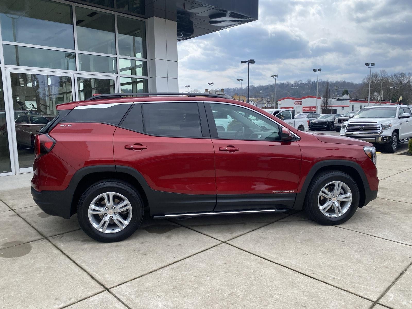 2023 GMC Terrain SLE