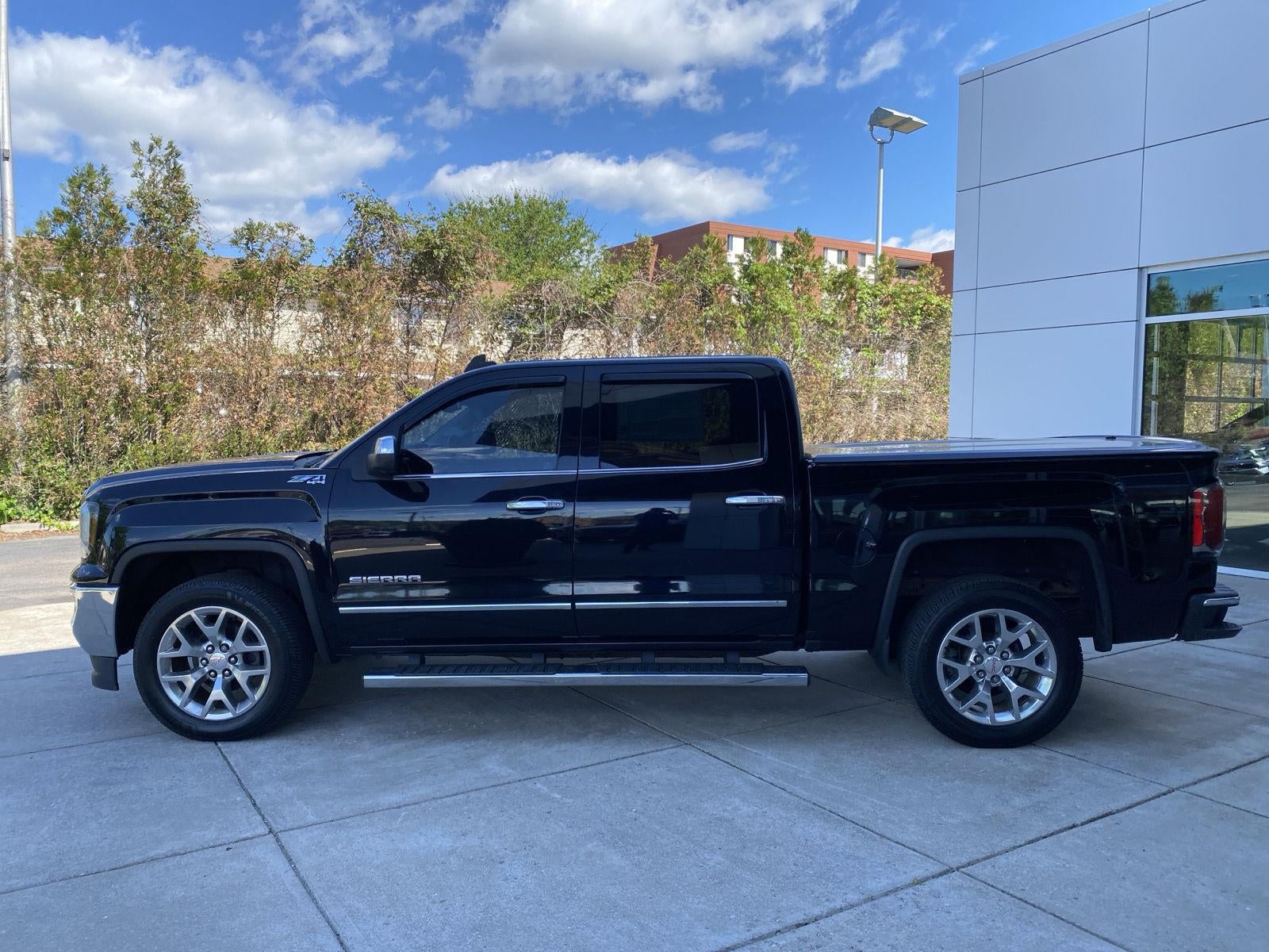 2017 GMC Sierra 1500 SLT