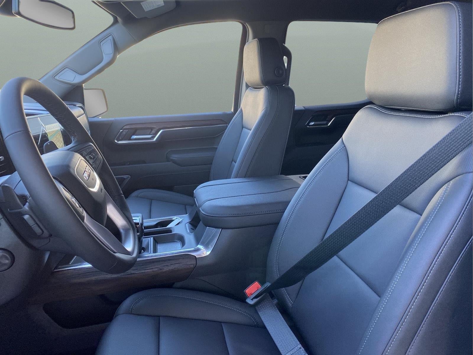 2026 GMC Sierra 1500 SLT - Photo 12