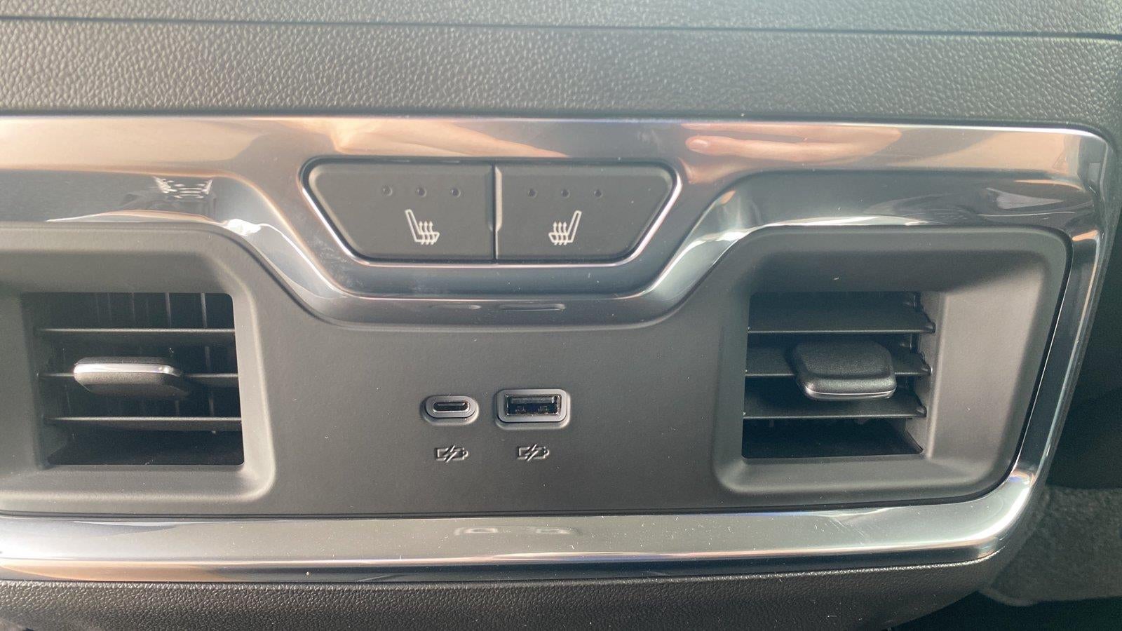 2026 GMC Sierra 1500 SLT - Photo 16