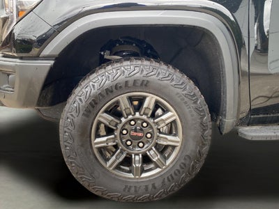 2025 GMC Sierra 1500 AT4X