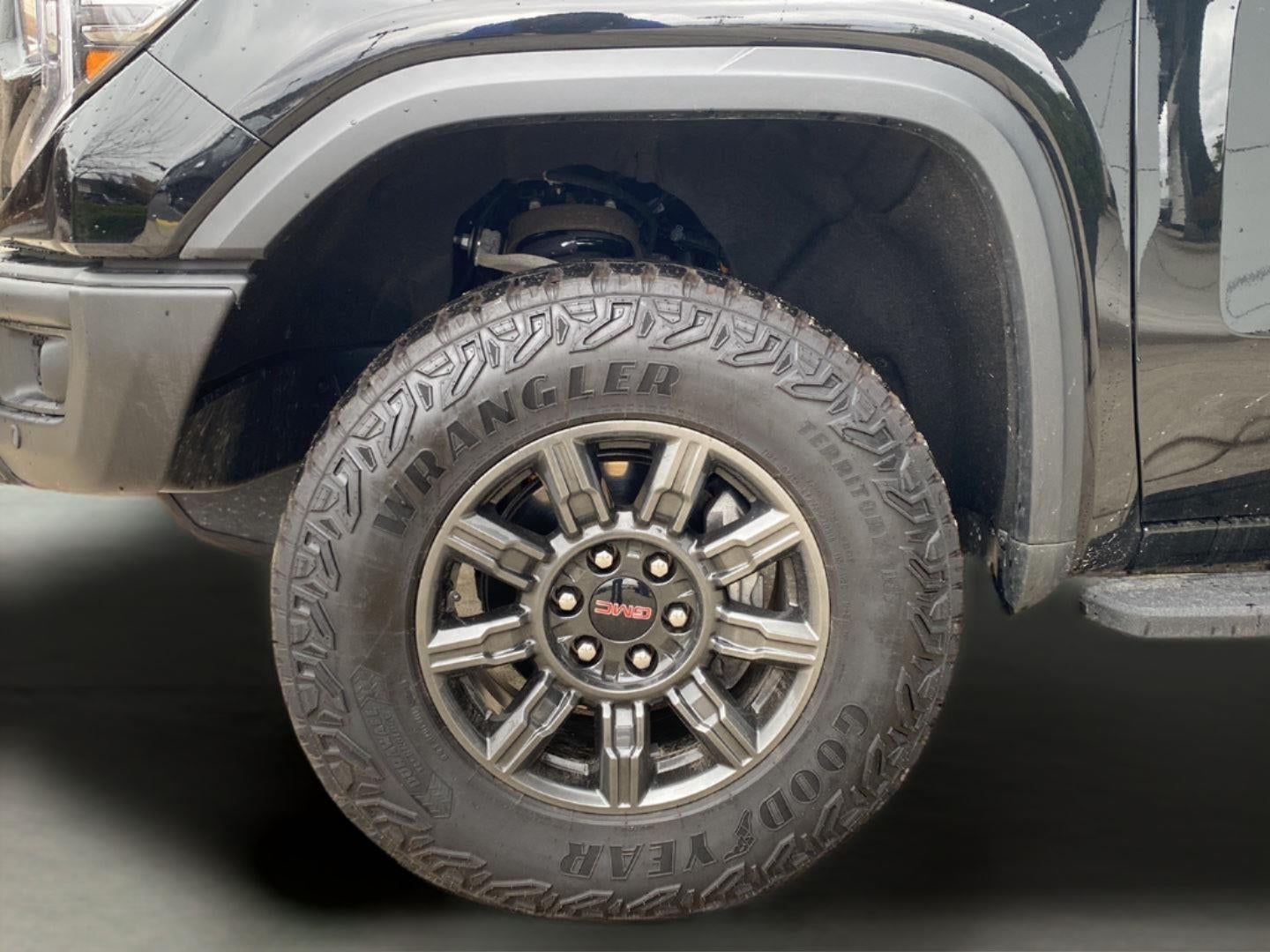 2025 GMC Sierra 1500 AT4X