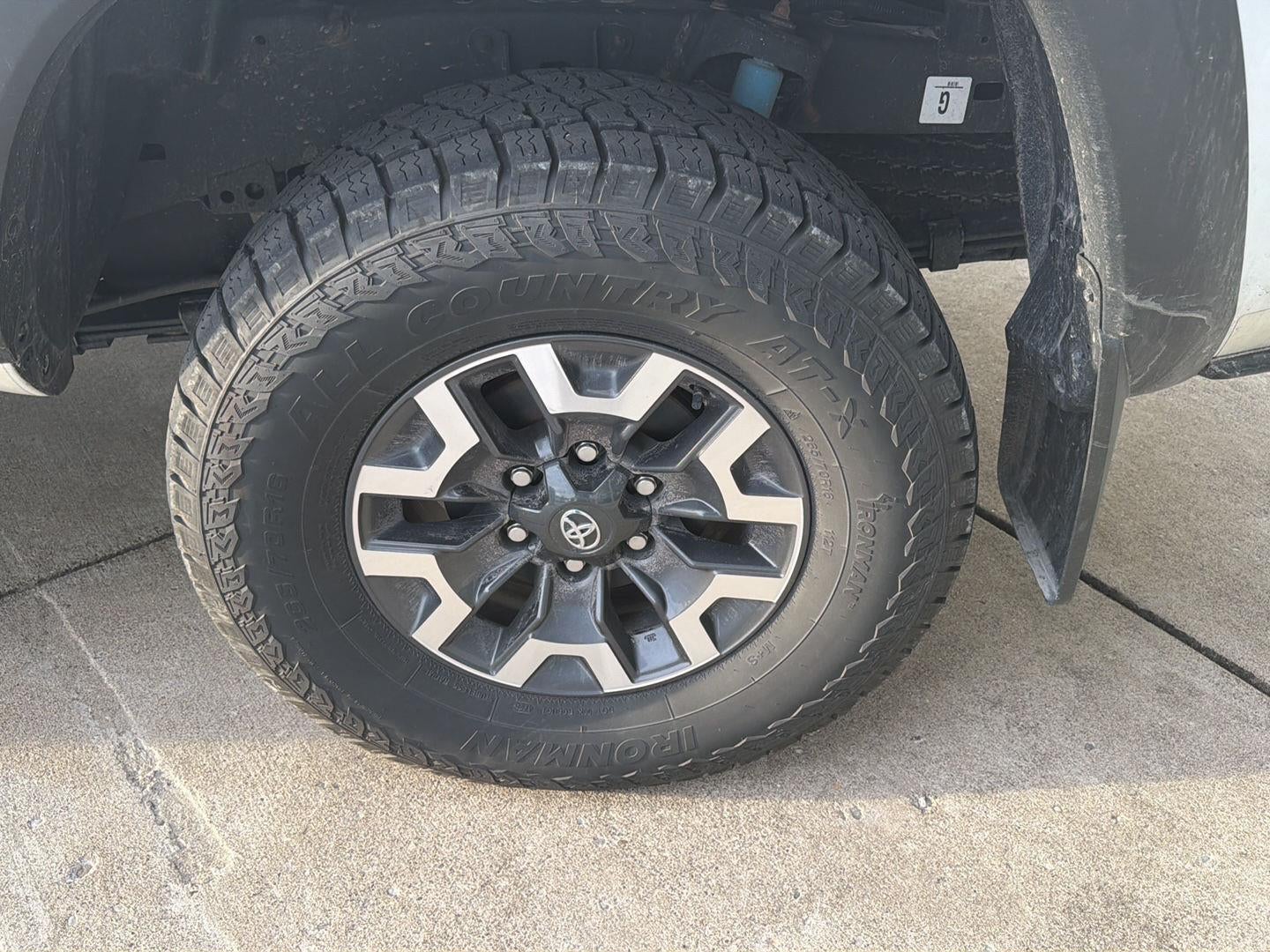 2023 Toyota Tacoma TRD Off Road