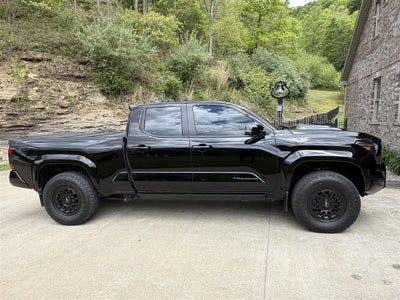 2024 Toyota Tacoma 4WD SR5