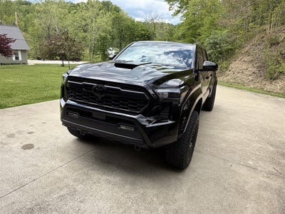 2024 Toyota Tacoma 4WD SR5