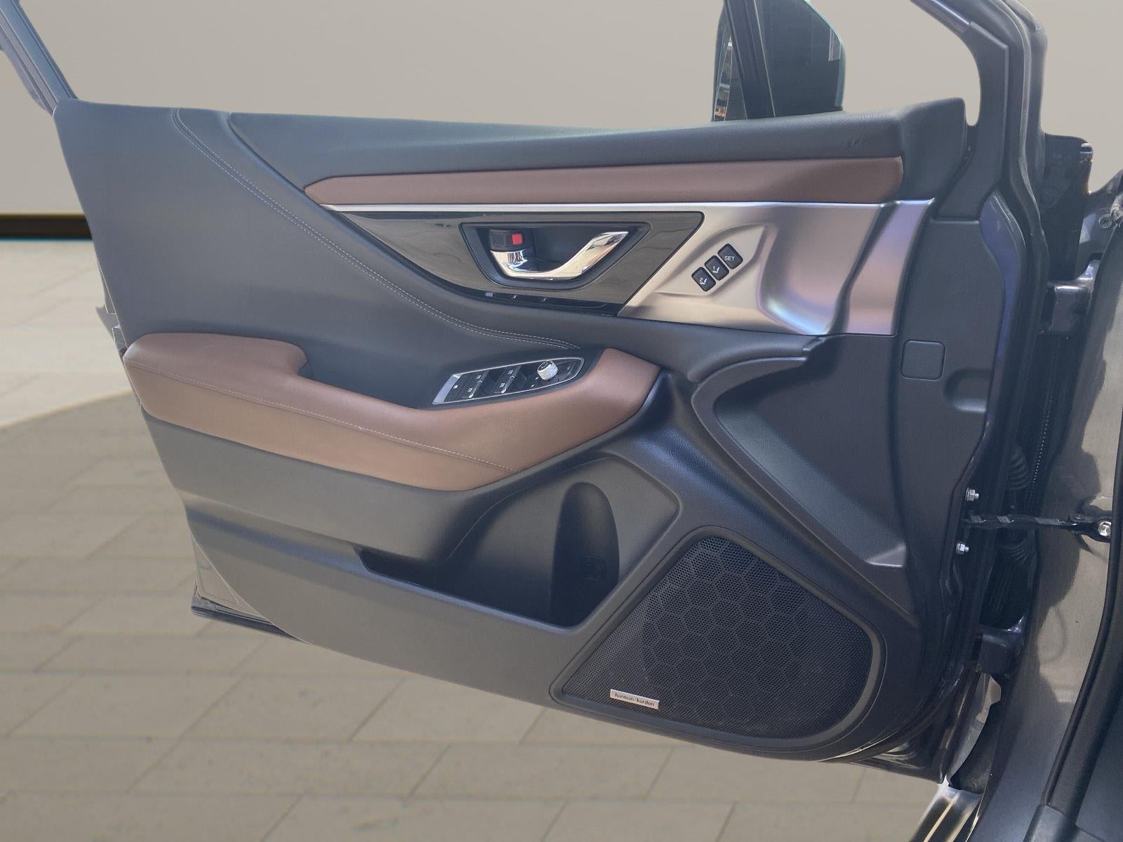 2022 Subaru Outback Touring XT