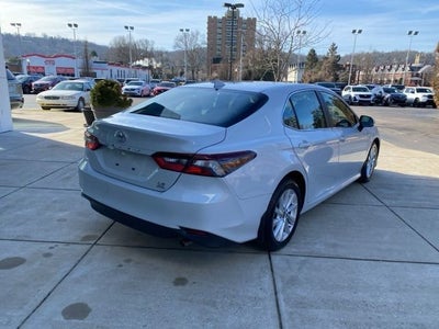 2022 Toyota Camry LE