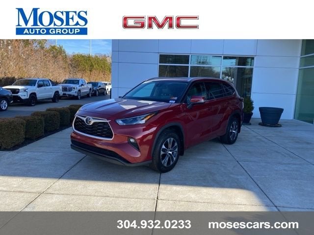 2022 Toyota Highlander XLE