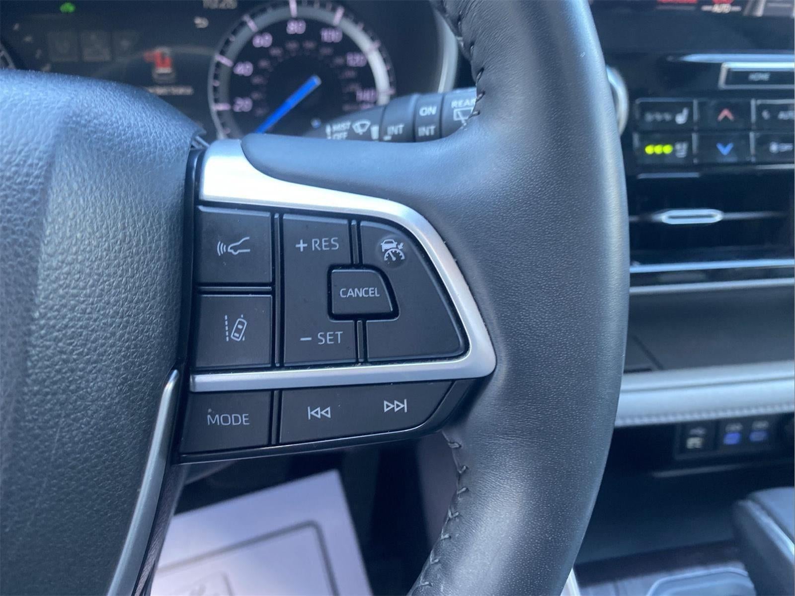2022 Toyota Highlander Hybrid Limited