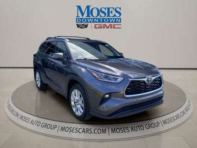 2022 Toyota Highlander Hybrid Limited