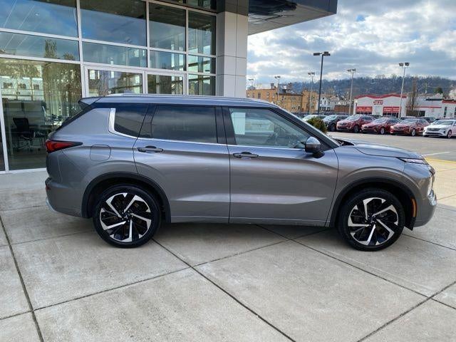 2023 Mitsubishi Outlander SEL