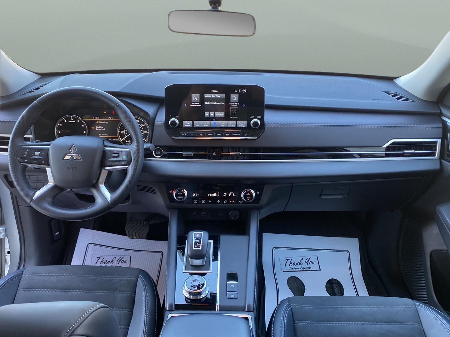 2024 Mitsubishi Outlander SE