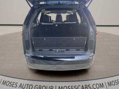 2023 Land Rover Discovery P360 S R-Dynamic