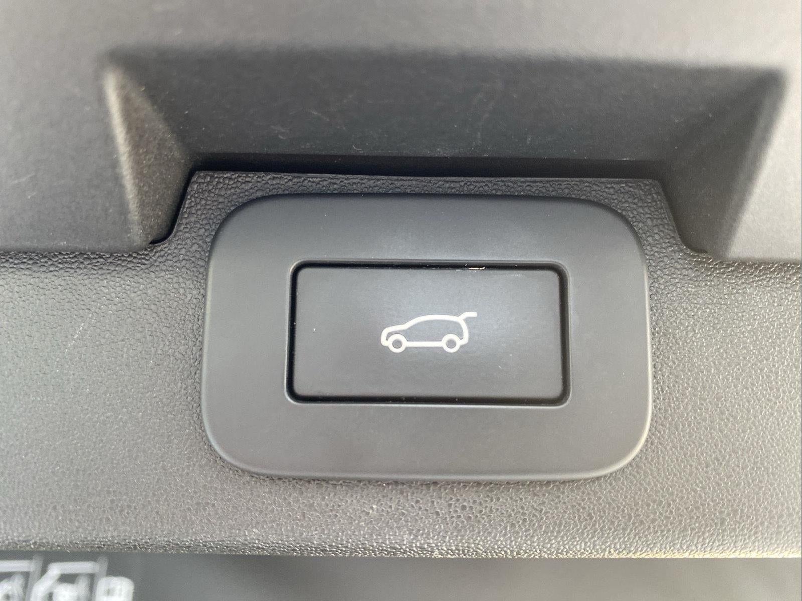 2023 Land Rover Discovery P360 S R-Dynamic